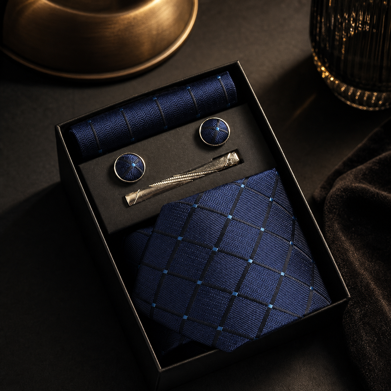 The Diplomat — Tie & Pocket Square Set